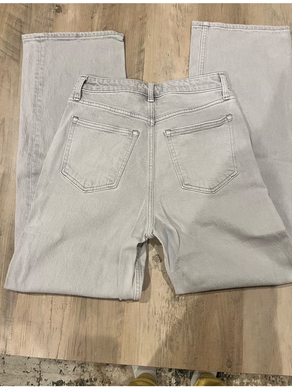 Abercrombie & Fitch Curve Love light gray 90s relaxed Jean high-rise size 4 - Picture 2 of 7